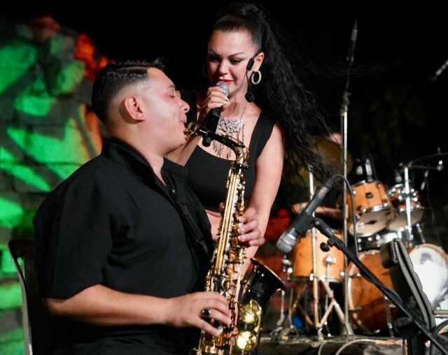 Kaleiçi'nde Nez rüzgarı Kaleiçi'nde Nez rüzgarı