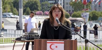 Kıbrıs Barış Harekatı'nın 49. yıl dönümü Taksim'de kutlandı