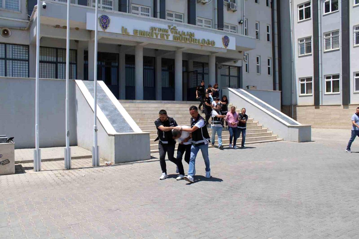 Aydın'da Tefeci Şebekesi Çökertildi