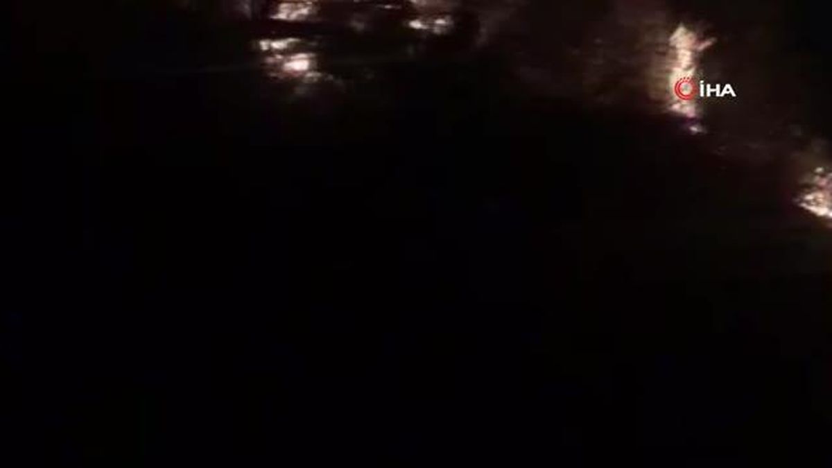 Başkale'de anız yangını söndürüldü