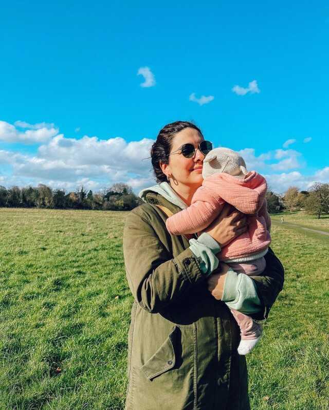 Bergüzar Korel bikinili pozunu paylaştı, fit görüntüsü dikkat çekti Bergüzar Korel bikinili pozunu paylaştı, fit görüntüsü dikkat çekti