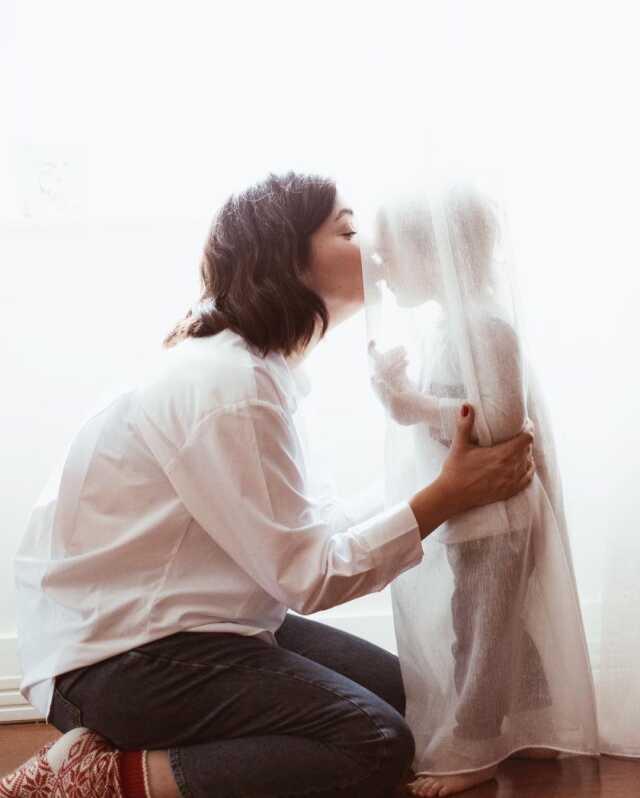 Bergüzar Korel bikinili pozunu paylaştı, fit görüntüsü dikkat çekti Bergüzar Korel bikinili pozunu paylaştı, fit görüntüsü dikkat çekti