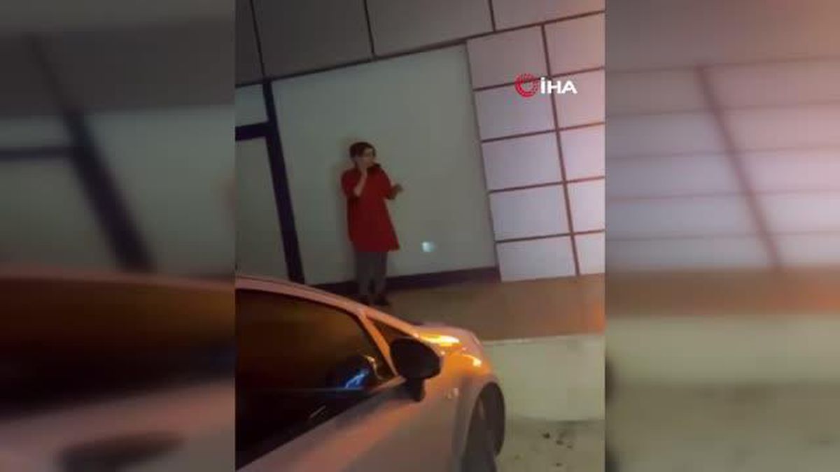 Bodrum'da iki araç alev topuna döndü