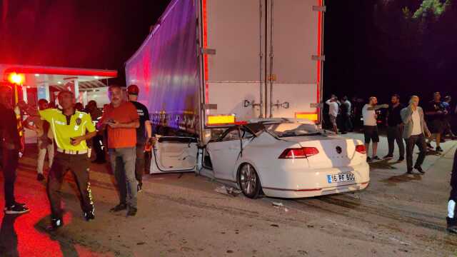 Bursa'da TIR Kazası: Otomobil Sürücüsü Hayatını Kaybetti