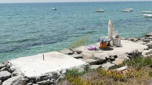 Halk tepkili! Silivri Selimpaşa'da kayalıklara beton döküp kendilerine ait alan oluşturdular