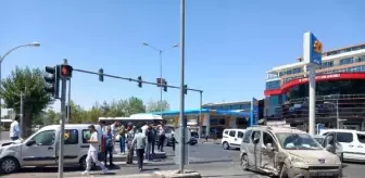 Diyarbakır'da zincirleme kaza: 5 yaralı