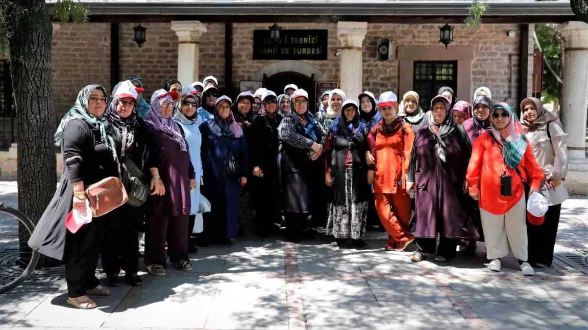 Nevşehir Belediyesi Kadın ve Gençlere Ücretsiz Kültür Turları Düzenliyor