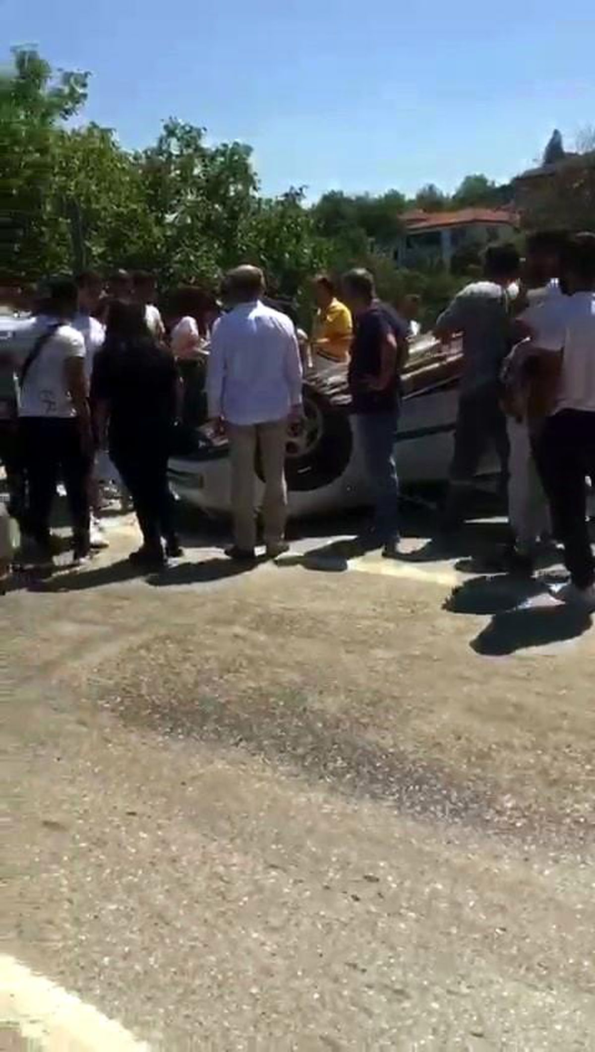 Sapanca'da trafik kazası: 2'si çocuk 4 kişi yaralandı