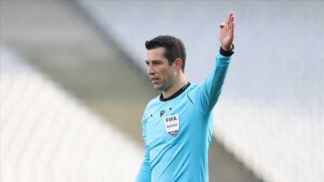 Türk futboluna bomba gibi düşen iddia: FIFA kokartlı Ali Palabıyık, hakemliği bıraktı Türk futboluna bomba gibi düşen iddia: FIFA kokartlı Ali Palabıyık, hakemliği bıraktı