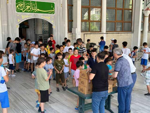 Ak Parti Beylikdüzü İlçe Başkanı Yaz Kur'an Kurslarını Ziyaret Etti