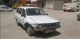 Çaldığı otomobili kaza yapınca geri getirdi