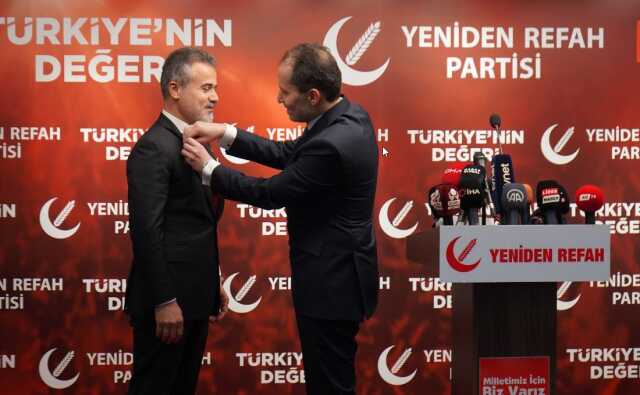 AK Parti'den Yeniden Refah Partisi'ne transfer olan Suat Kılıç, ilaç fiyatlarına gelen zamma isyan etti