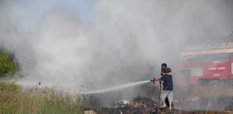 Antalya'da eski gazino binasında çıkan yangın kontrol altına alındı
