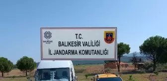 Ayvalık'ta 13 kaçak göçmeni Yunanistan'a kaçırmak isteyen 3 organizatör yakalandı