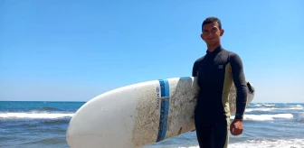 Kandıra'da çobanlık yapan genç sörfçü uluslararası arenalarda Türkiye'yi temsil etmek istiyor