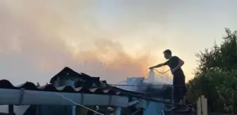 Balıkesir Gönen'de çıkan yangın bitişikteki evlere sıçradı