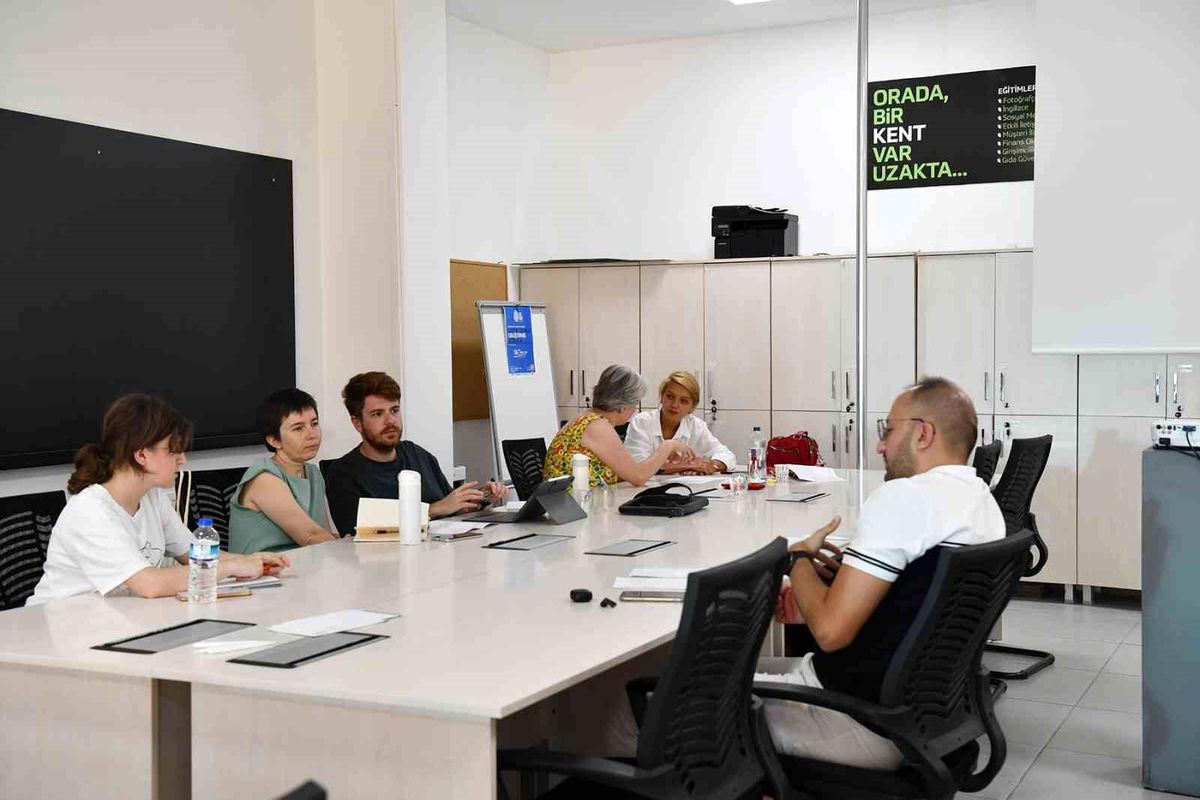 Tepebaşı Sosyal Kuluçka Merkezi'nde Sosyal Finansman Araçları Eğitimi