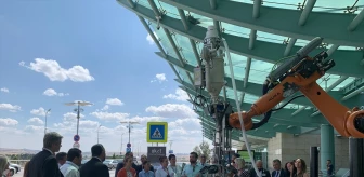 Anadolu Gezegen Gezgini Yarışmasının Dereceye Giren Robotu Esenboğa Havalimanı'nda Sergileniyor