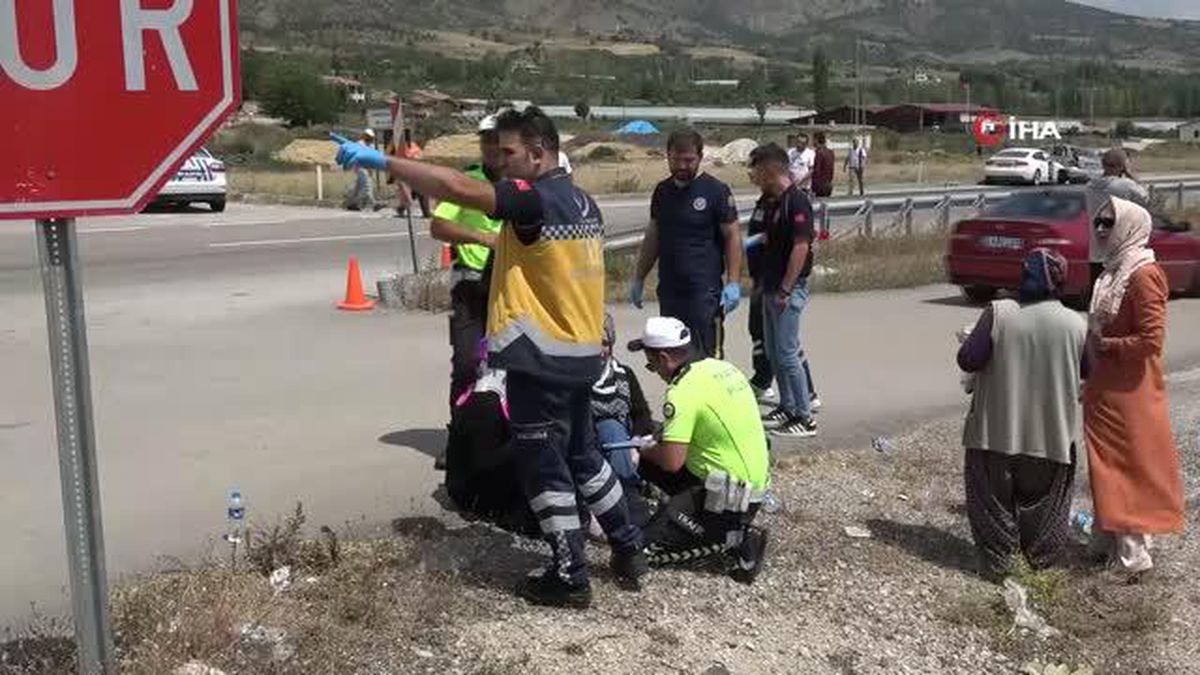 Çarptığı aracı 35 metre sürükledi: 1 ölü