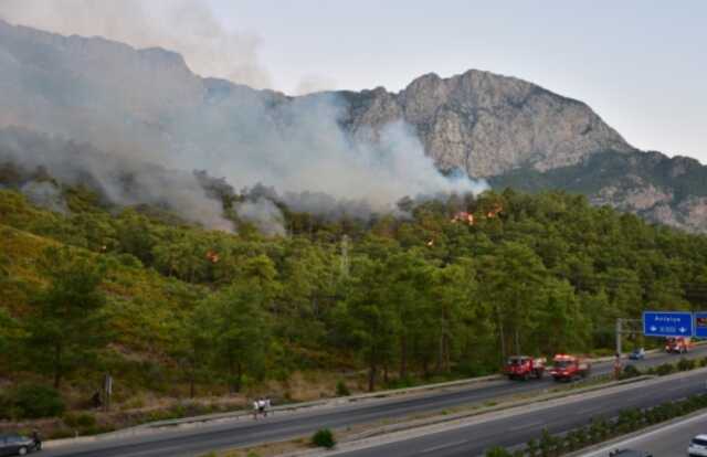 Antalya yangın söndürüldü mü? Son dakika! Antalya yangını neden, nerede çıktı? Antalya yangını son durum nedir?