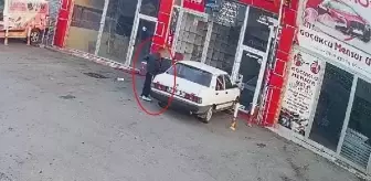 Erzurum'da Oto Hırsızı Kaçarken 3 Araça Çarptı