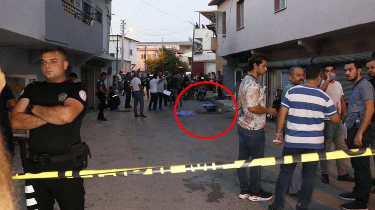 Kahvehanede yüksek sesle müzik kavgasında kan aktı: 2 ölü 1 yaralı