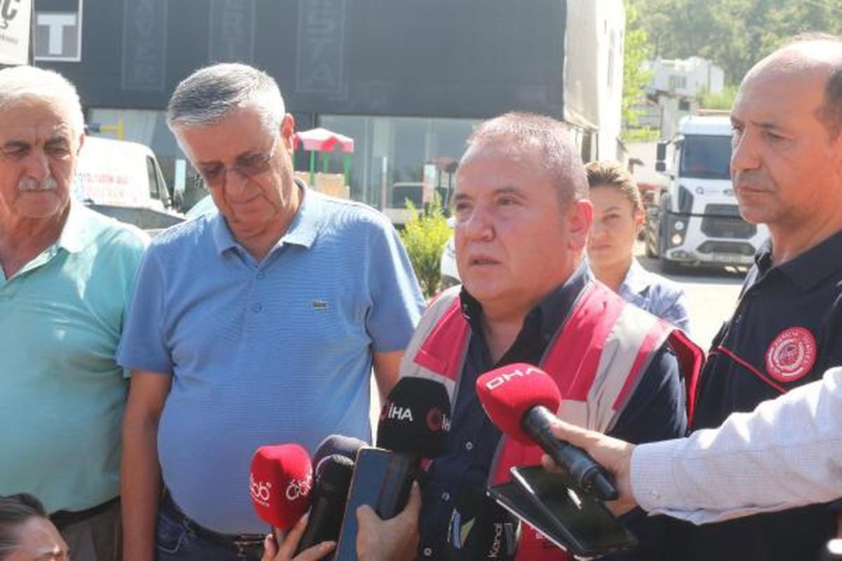 Başkan Böcek: Yine Ciğerimiz Yanıyor