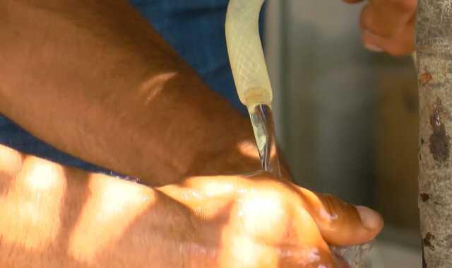 Musluktan gelen balık kokusu mahalleliyi isyan ettirdi! Kaymakamlığa şikayet yağdırdılar