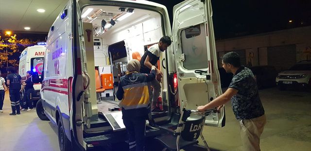 İnegöl'de sahipsiz köpeğin saldırısı sonucu 2 kişi yaralandı