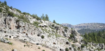 Karaman Valisi Tuncay Akkoyun, Ermenek ilçesindeki arkeolojik kazıları inceledi