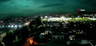 Meksika'da göktaşı geceyi gündüze çevirdi