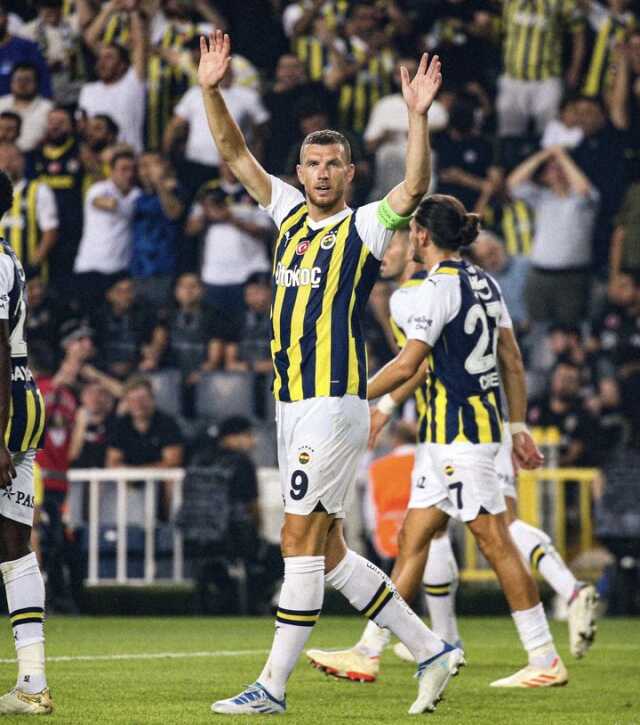 Son Dakika: UEFA Konferans Ligi 2. ön eleme turu ilk maçında Fenerbahçe, Zimbru'yu 5-0 mağlup etti