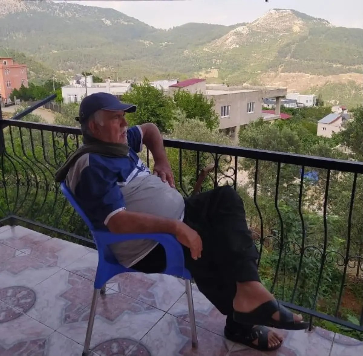 Kozan'da Otomobil Kazası: Sürücü Hayatını Kaybetti