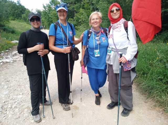 Avrupa'nın Göbeğinde Gerçekleşen Bir Soykırım Srebrenitsa ve Barış Yürüyüşü Marş Mira!..