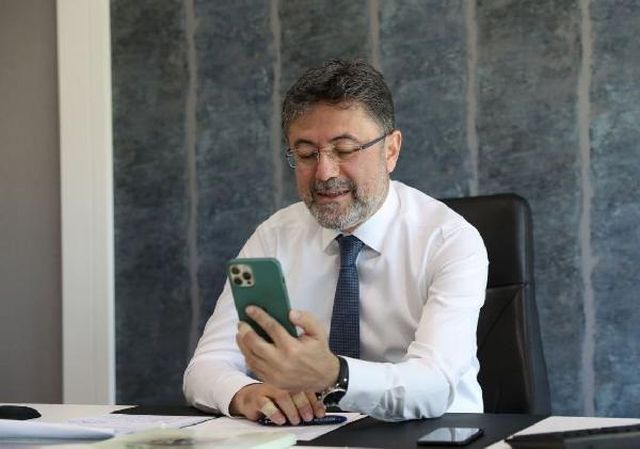 Tarım ve Orman Bakanı İbrahim Yumaklı, LGS'de Türkiye 2'ncisi olan öğrenciyi tebrik etti