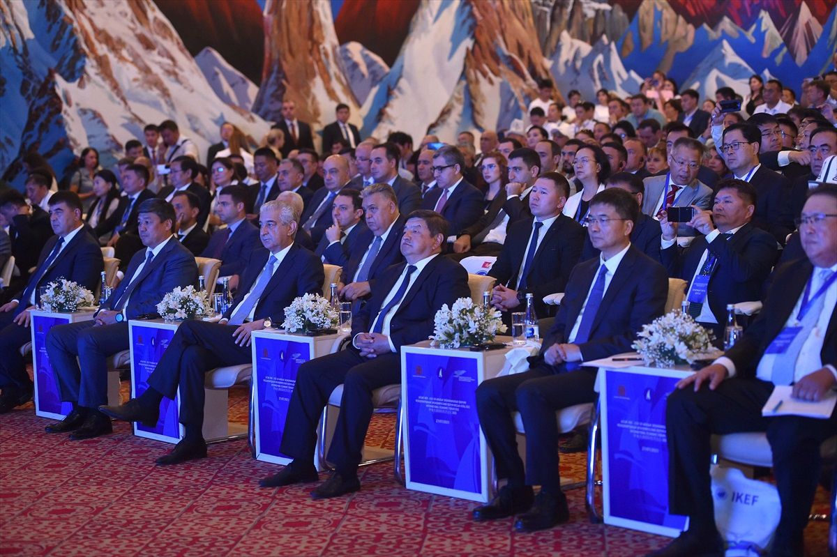 Çin Şirketleri Kırgızistan'da Hidroelektrik Santralleri İnşa Edecek