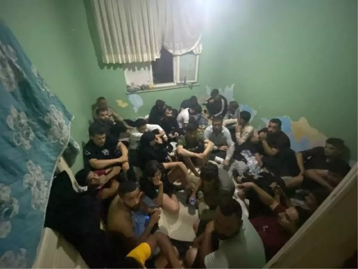 Edirne'de 53 Kaçak Göçmen Yakalandı