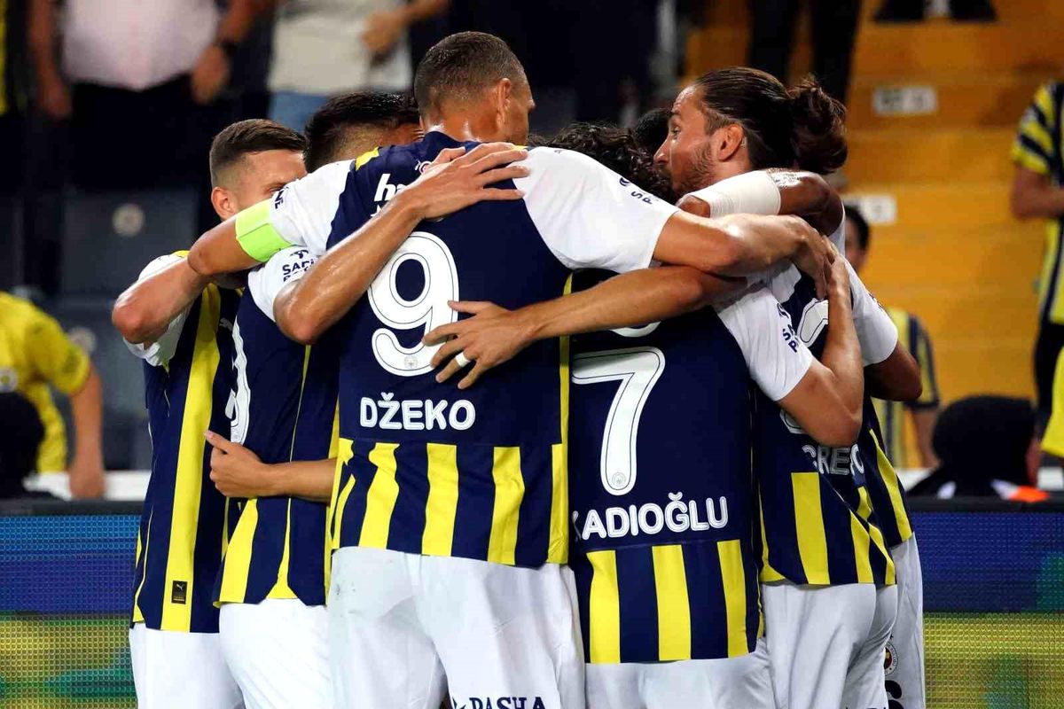 Fenerbahçe, UEFA Avrupa Konferans Ligi'nde farklı galibiyet aldı