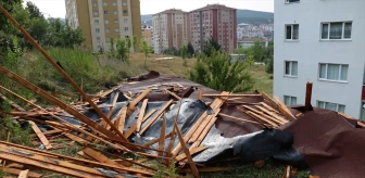 Kastamonu'da Fırtına Sonucu Binalarda Hasar Oluştu