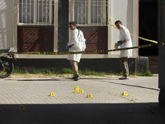 Komşusunu öldüren polis memurunun ifadesi ortaya çıktı: Eşimin yanında küfredince kendimi kaybettim