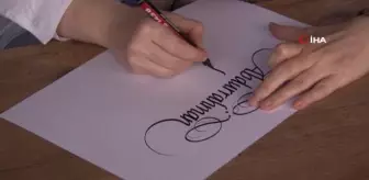 Sultangazi'de Kadınların El Emeği Ürünleri Görücüye Çıktı