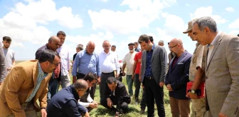 Kars Valisi ve Belediye Başkan Vekili Selim ve Kağızman'da sel felaketinin ardından incelemelerde bulundu