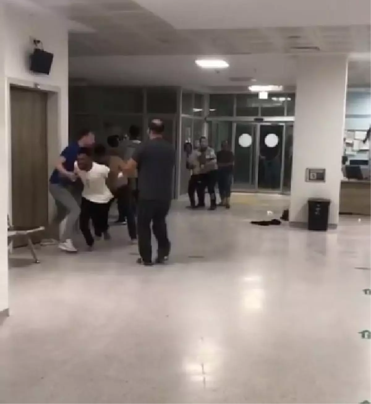 yumruklu kavga kamerada