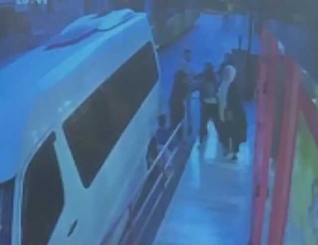 Köpeğiyle markete giren hamile kadına saldırdı, kadın bebeğini kaybetti