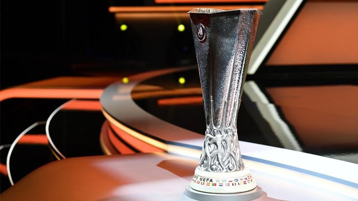 UEFA, Juventus'u Avrupa Konferans Ligi'nden men etti