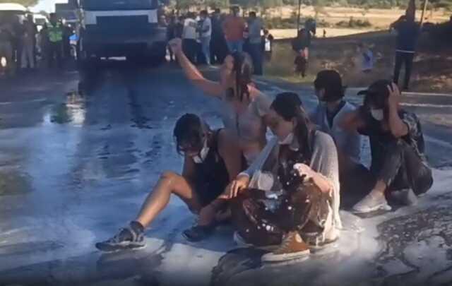 Akbelen'de ortalık karıştı! Alana gitmek isteyen çevrecilere tazyikli su ile müdahale edildi, gözaltına alınanlar var