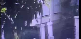 Bakırköy'de Polis Kılığındaki Dolandırıcılar Yakalandı