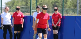 Görme Engelli Milli Sporcu Gülşah Aktürk, Futbolda da Başarı Hedefliyor