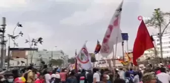 Peru'da Bağımsızlık Günü etkinliklerinde hükümet karşıtı protesto