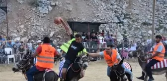 Eşek Üzerinde Oynanan Yörük Futbolu Büyük İlgi Topladı